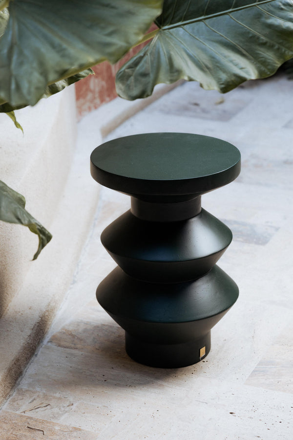 VERSMISSEN ROOK TABLE/STOOL